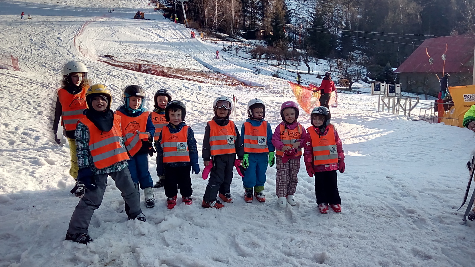 Nošovické děti lyžují v Malenovicích